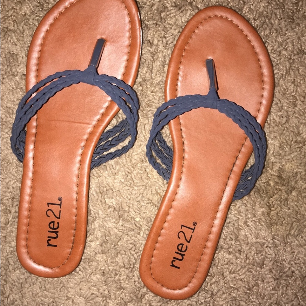 Rue 21 flip flops